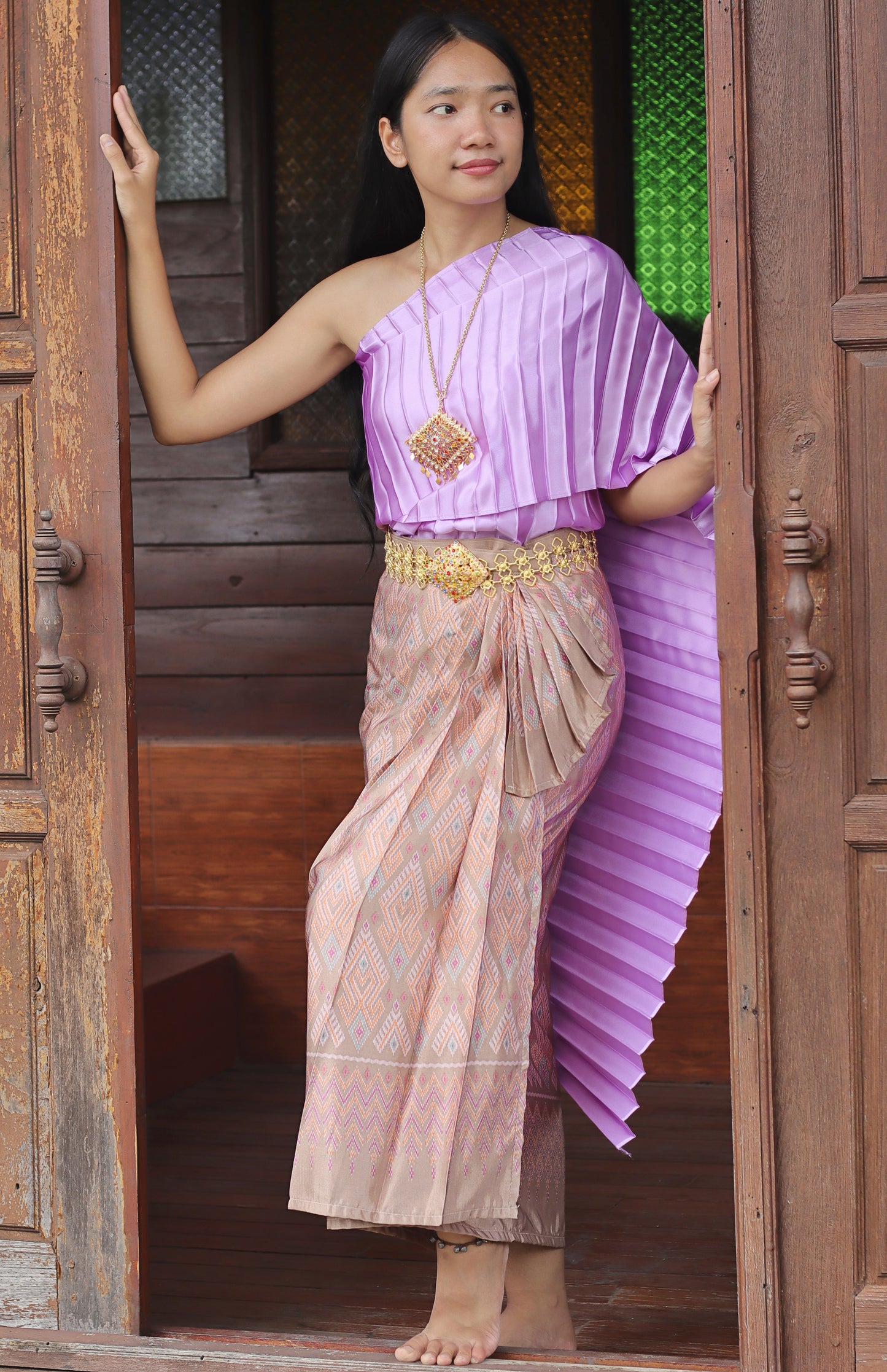 RaanPahMuang Thailand Eastern Isaan Style Ladies Wrap Skirt Sarong Woven Art