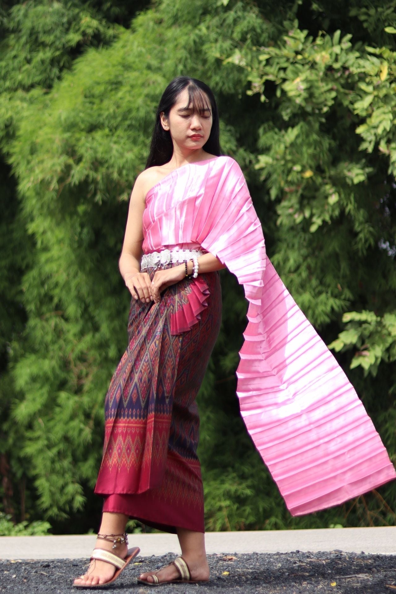 RaanPahMuang Thailand Eastern Isaan Style Ladies Wrap Skirt Sarong Woven Art