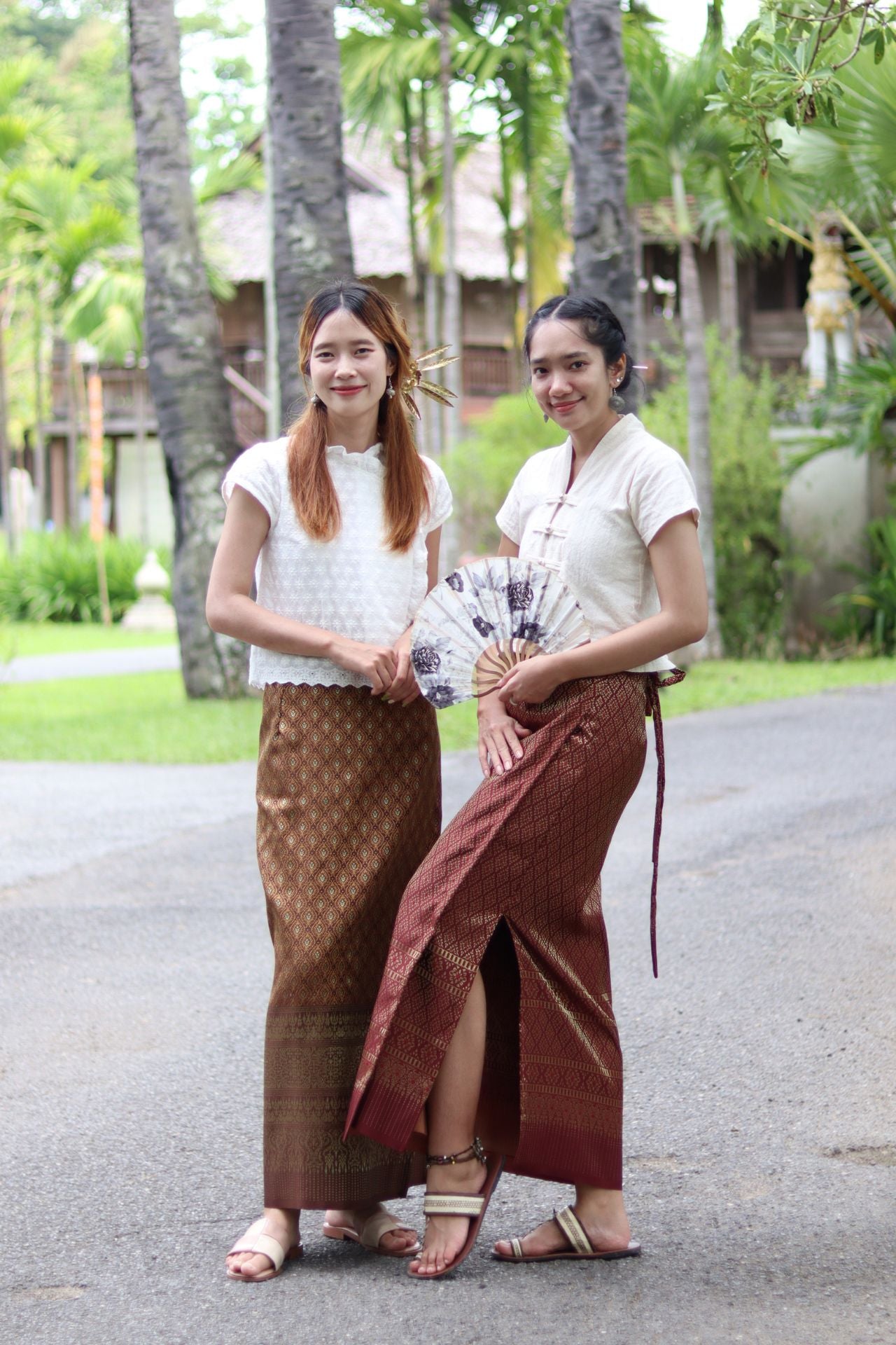 RaanPahMuang Authentic Thai Silk Wrap Skirt Waist Ties Leg Slit Traditional Art