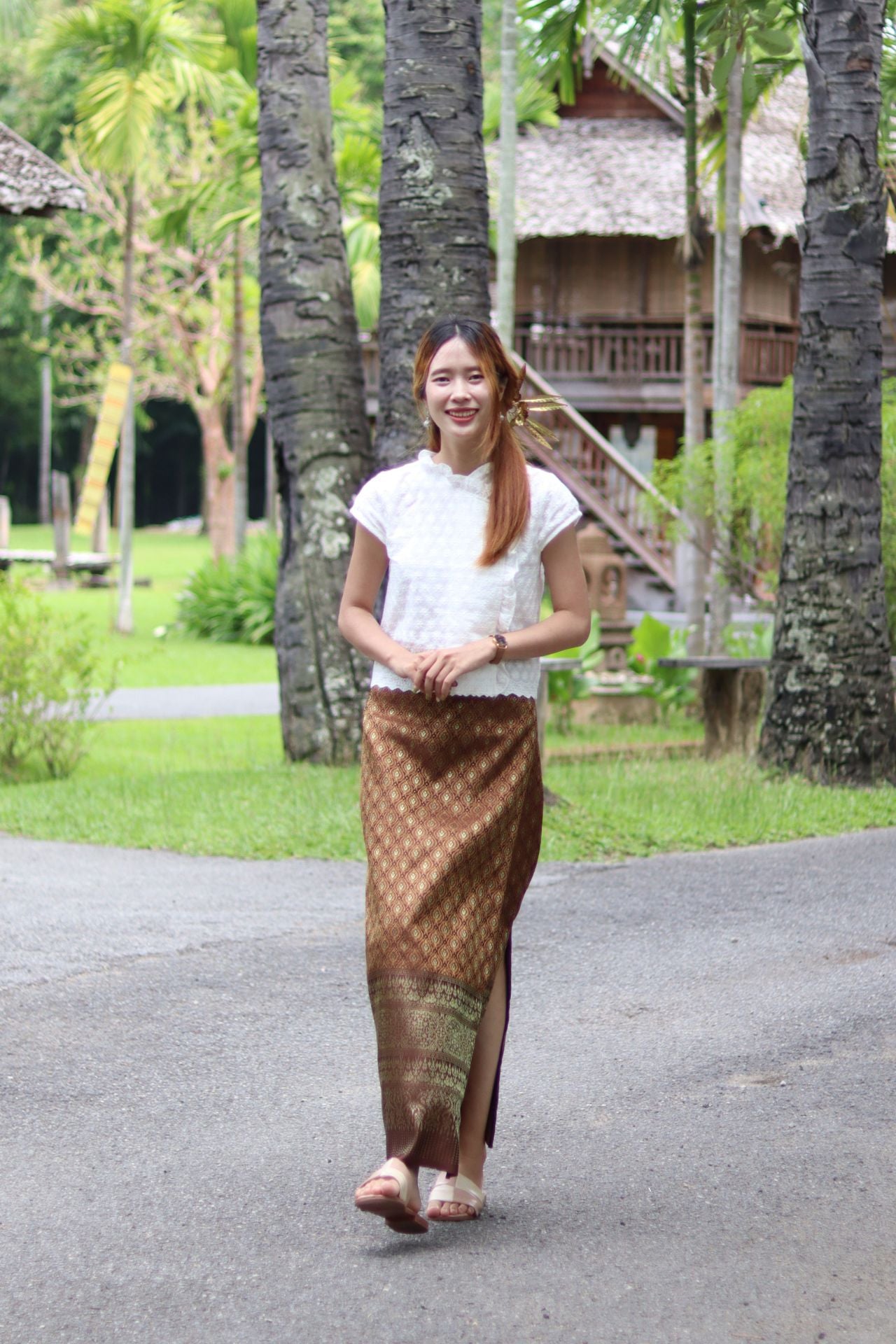 RaanPahMuang Authentic Thai Silk Wrap Skirt Waist Ties Leg Slit Traditional Art