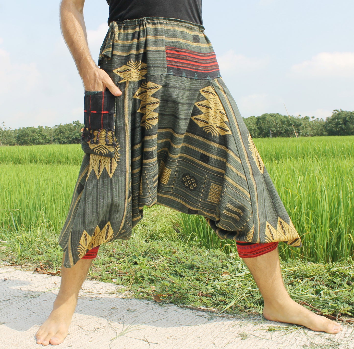 Aladin Pants Japanese style with Tied Cuffs and Woven Patches