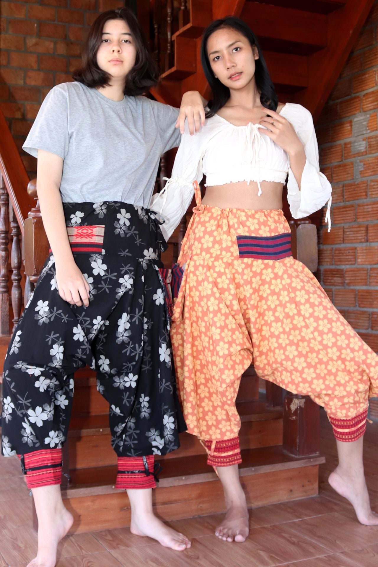 Aladin Pants Japanese style with Tied Cuffs and Woven Patches