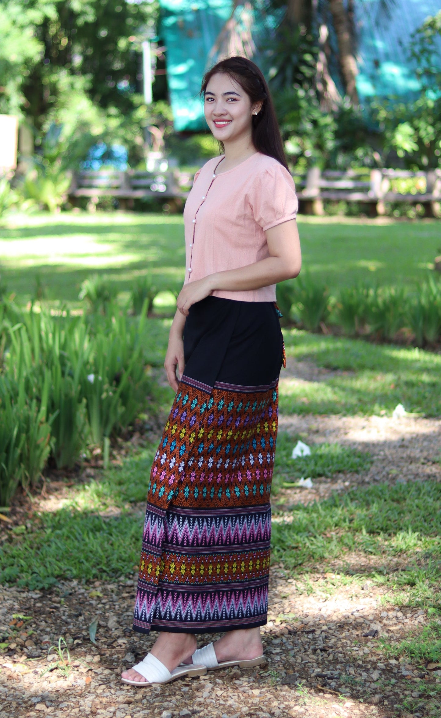 RaanPahMuang Thick Woven Cotton Thai Traditional Wrap Skirt with Waist Ties