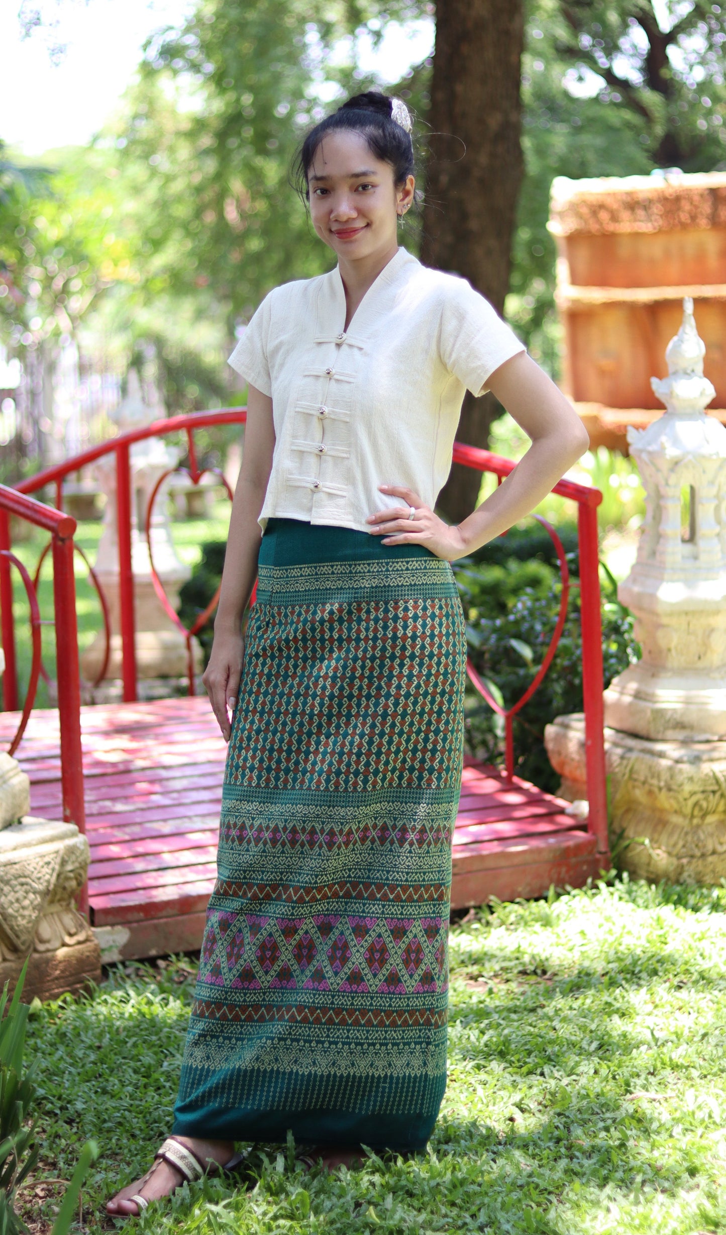 RaanPahMuang Thick Woven Cotton Thai Traditional Wrap Skirt with Waist Ties