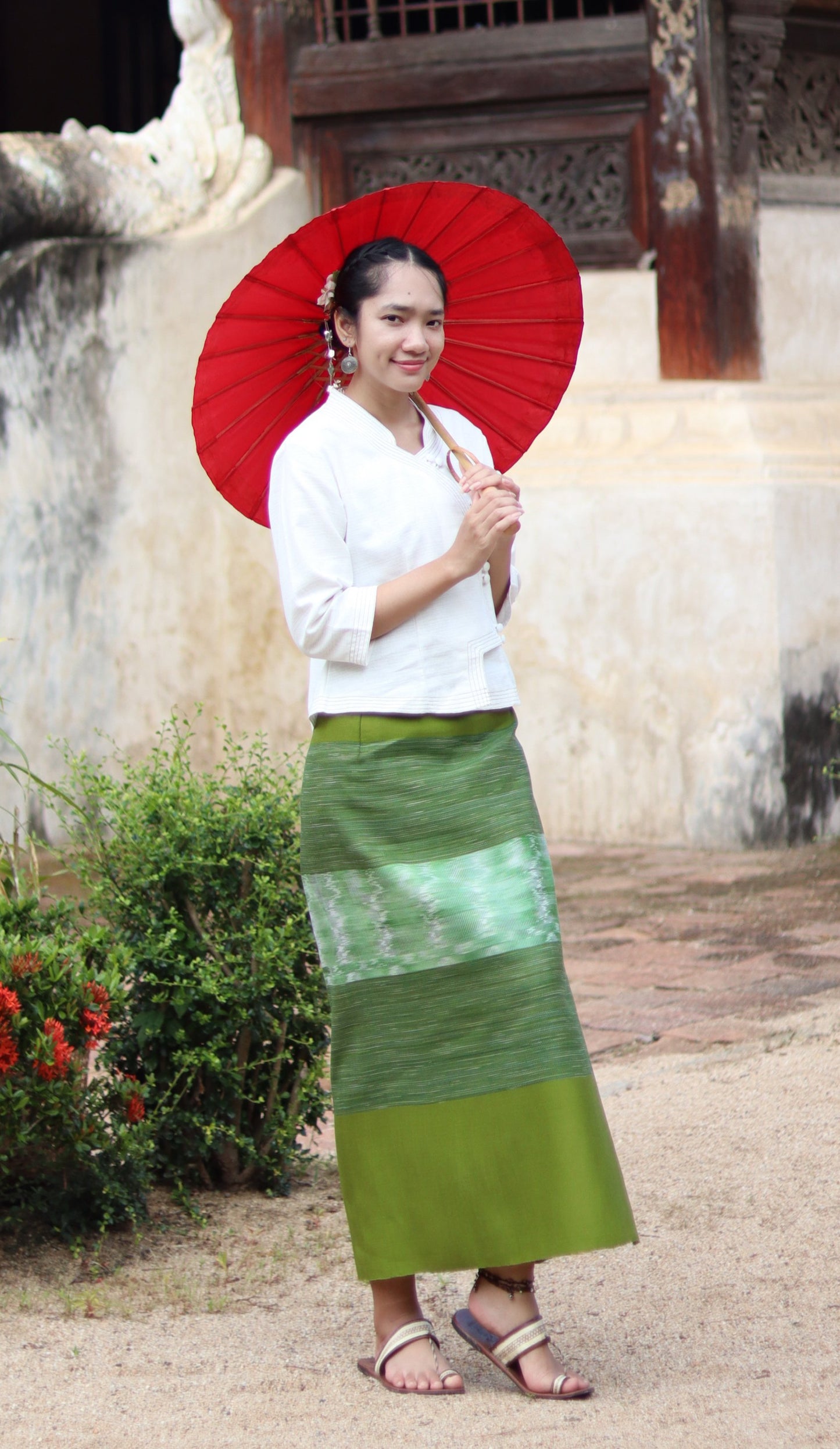 RaanPahMuang Thick Woven Cotton Thai Traditional Wrap Skirt with Waist Ties